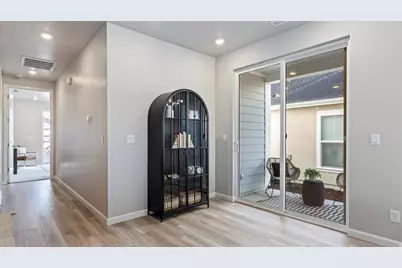 6154 W Sparrow View Dr #551, South Jordan, UT 84009 - Photo 6