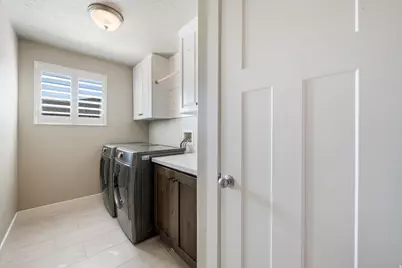 3803 W Coastal Dune Dr, South Jordan, UT 84009 - Photo 26