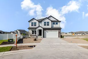 221 E Greyhawk Dr, Eagle Mountain, UT 84005 - Photo 2