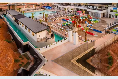 5267 W 2440 S, Hurricane, UT 84737 - Photo 34