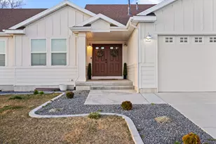 206 W 300 S, Willard, UT 84340 - Photo 4