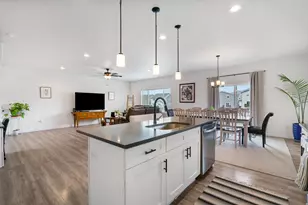 4206 E Bonne Vista Dr N, Eagle Mountain, UT 84005 - Photo 20