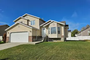 1984 S 1500 W, Woods Cross, UT 84087 - Photo 2