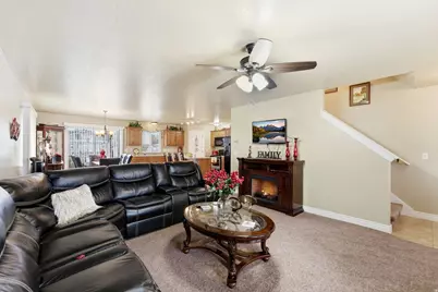 602 Ridge Place Dr, Ogden, UT 84404 - Photo 4