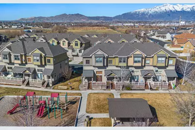 586 E 1590 S, Lehi, UT 84043 - Photo 38