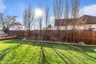 1582 Hidden Springs Pkwy, Fruit Heights, UT 84037 - Photo 56