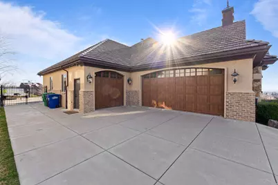 1582 Hidden Springs Pkwy, Fruit Heights, UT 84037 - Photo 8
