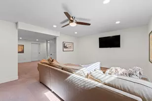 1368 E 275 S, Layton, UT 84040 - Photo 32