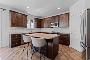 1368 E 275 S, Layton, UT 84040 - Photo 6