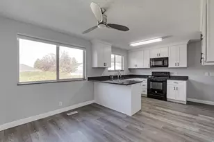 3246 W Royalwood Dr, Taylorsville, UT 84129 - Photo 4