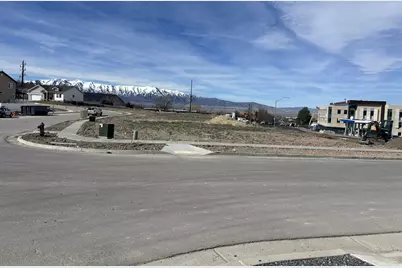 1241 E Talmage Ln E #31, Logan, UT 84341 - Photo 2