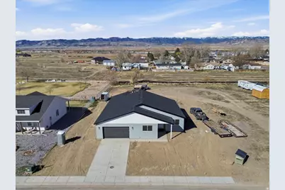 340 S Maple Dr, Salina, UT 84654 - Photo 2