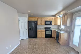 1781 W 5050 S, Roy, UT 84067 - Photo 2