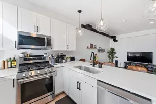 449 N Beaumont Ct E, Salt Lake City, UT 84116 - Photo 4