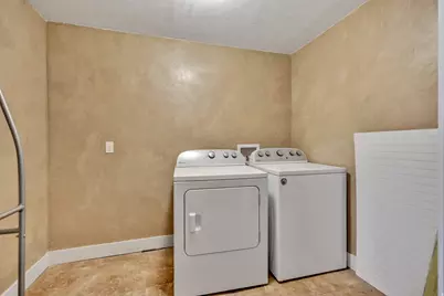 332 W Hillside Dr, Saratoga Springs, UT 84045 - Photo 26