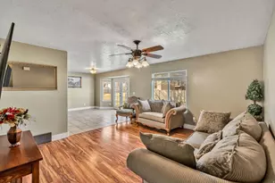 332 W Hillside Dr, Saratoga Springs, UT 84045 - Photo 6