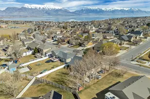 332 W Hillside Dr, Saratoga Springs, UT 84045 - Photo 40