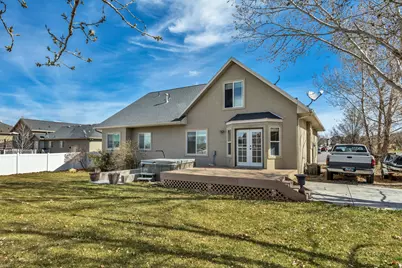 332 W Hillside Dr, Saratoga Springs, UT 84045 - Photo 56