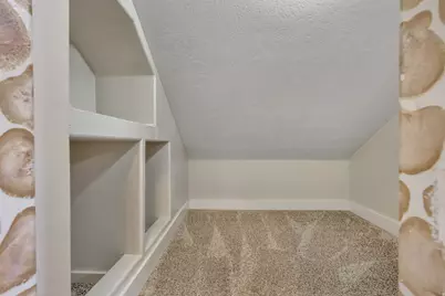 332 W Hillside Dr, Saratoga Springs, UT 84045 - Photo 20