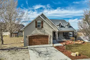 332 W Hillside Dr, Saratoga Springs, UT 84045 - Photo 52