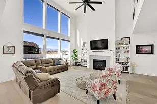 943 S Candlelight Dr, Saratoga Springs, UT 84045 - Photo 12