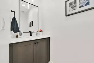 943 S Candlelight Dr, Saratoga Springs, UT 84045 - Photo 10