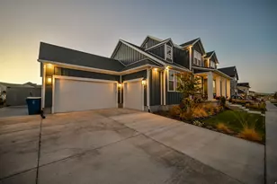 943 S Candlelight Dr, Saratoga Springs, UT 84045 - Photo 6