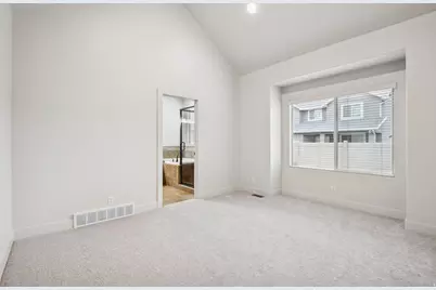 1260 N 200 W, Bountiful, UT 84010 - Photo 8