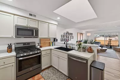 318 E Pueblo Ct, Moab, UT 84532 - Photo 8