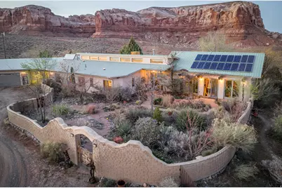 111 W Abby Rd, Bluff, UT 84512 - Photo 2