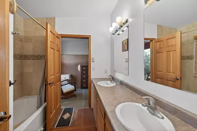 111 W Abby Rd, Bluff, UT 84512 - Photo 28