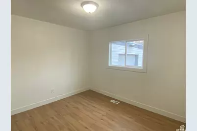 458 E Lambourne Ave, Salt Lake City, UT 84115 - Photo 12