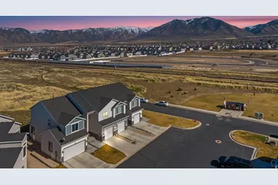 826 N Gleneagles Ct, Tooele, UT 84074 - Photo 36