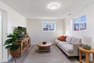 2338 W 4250 S, Roy, UT 84067 - Photo 16