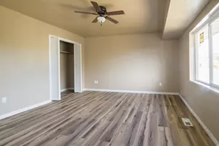 4558 W Valley Dr, Maeser, UT 84078 - Photo 8