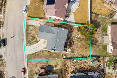 4558 W Valley Dr, Maeser, UT 84078 - Photo 18