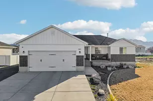 541 S 400 W, Tremonton, UT 84337 - Photo 2