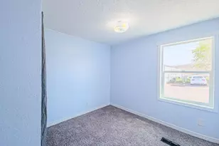 1101 S Carbon Ave, Price, UT 84501 - Photo 10