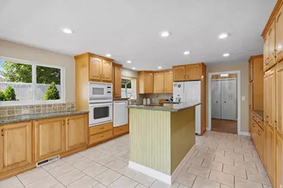 2963 S Grace St E, Salt Lake City, UT 84109 - Photo 6