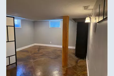 2406 E 2100 S, Salt Lake City, UT 84109 - Photo 18