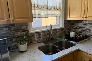 2406 E 2100 S, Salt Lake City, UT 84109 - Photo 4