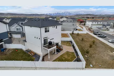 106 E Polaris Dr, Saratoga Springs, UT 84045 - Photo 34