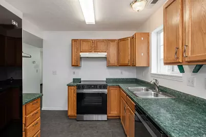 1368 N 590 W, Logan, UT 84341 - Photo 4