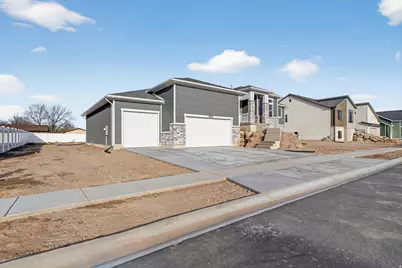 1679 S 3875 W #401, Taylor, UT 84401 - Photo 2