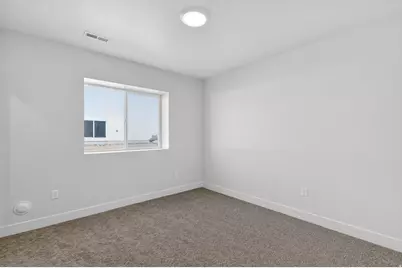 1679 S 3875 W #401, Taylor, UT 84401 - Photo 32