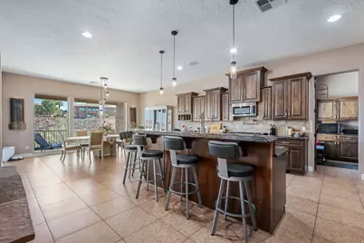 2376 E Stone Crest Cir, Saint George, UT 84790 - Photo 10