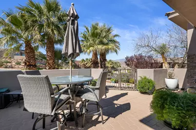 2376 E Stone Crest Cir, Saint George, UT 84790 - Photo 4