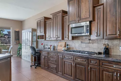 2376 E Stone Crest Cir, Saint George, UT 84790 - Photo 14