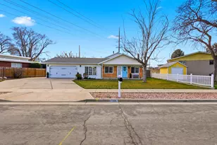 7588 S Jordan Dale Rd W, West Jordan, UT 84084 - Photo 4