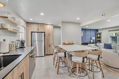 8546 S 1330 E, Sandy, UT 84093 - Photo 8